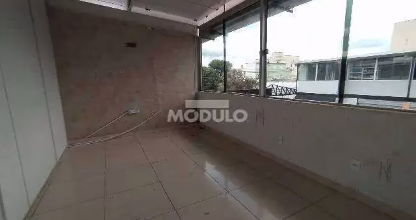 Sala comercial para locação bairro vigilato pereira