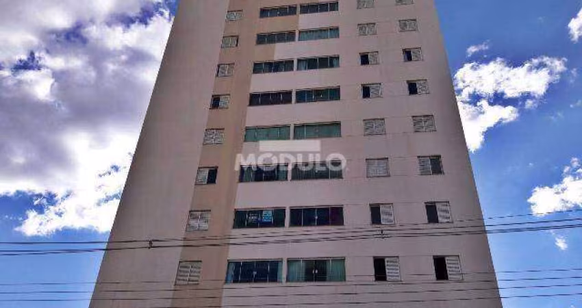 Apartamento residencial para locação no Centro da Cidade