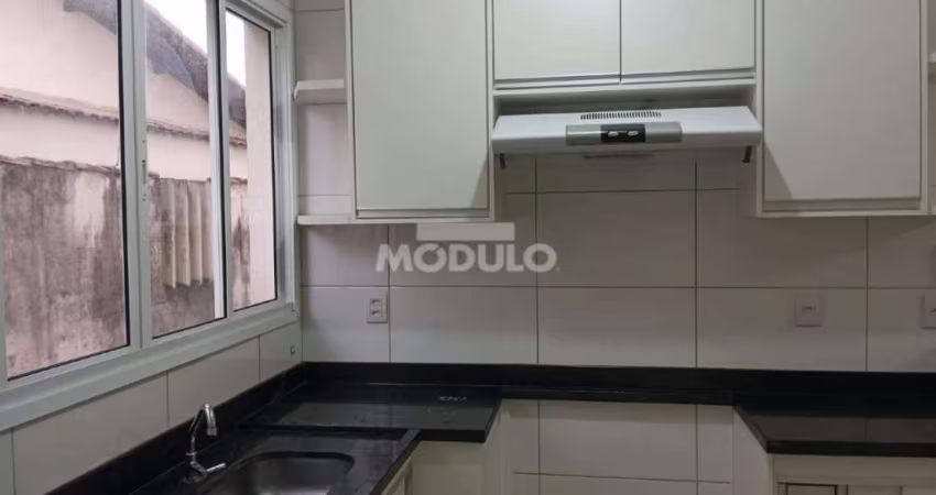 APARTAMENTO à venda, 2 quartos, 1 suíte, 1 vaga, Vigilato Pereira - Uberlândia/MG