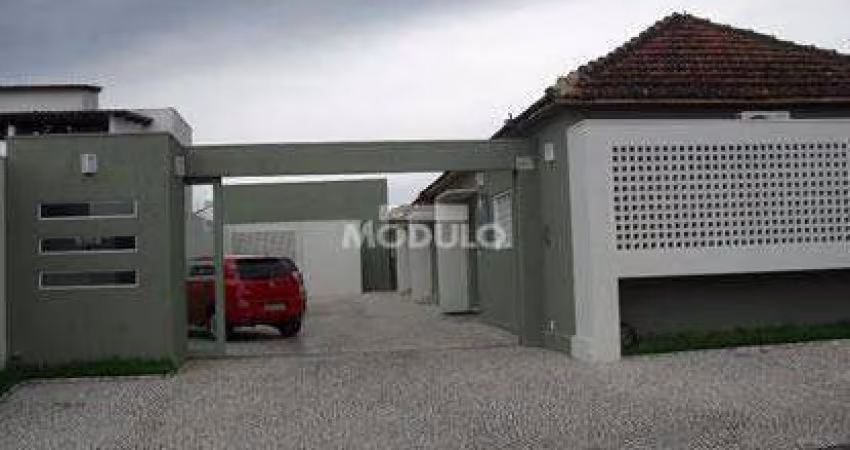 Casa comercial para locação Bairro Fundinho