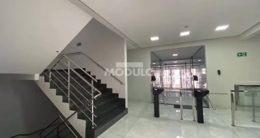 Sala comercial para alugar na Avenida Cesário Alvim, --, Brasil, Uberlândia