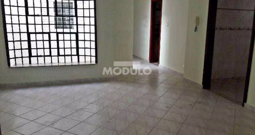 Casa comercial para locação Bairro Martins