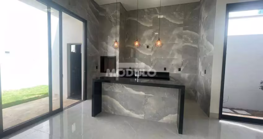 Exelente Casa com Fino Acabamento Alto Umuarama