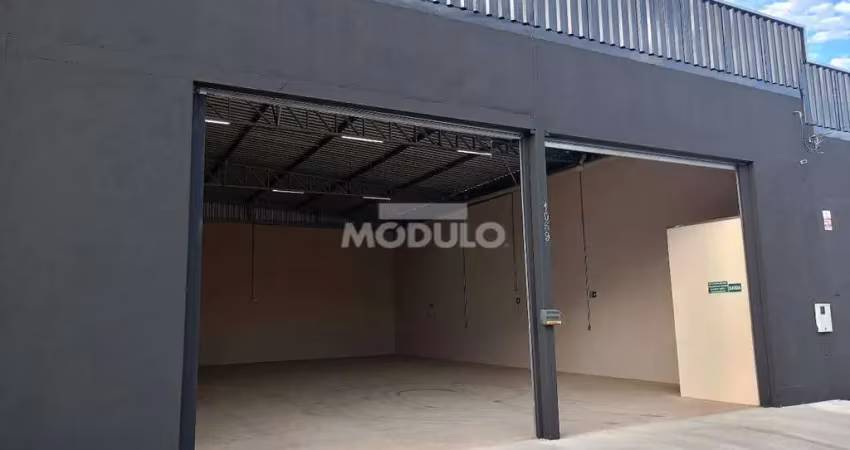 Barracão / Galpão / Depósito para alugar na Rua João Borges Guimarães, --, Shopping Park, Uberlândia