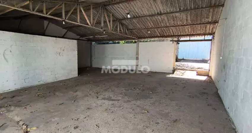 Barracão / Galpão / Depósito para alugar na Rua Oliveira Viana, --, Pampulha, Uberlândia