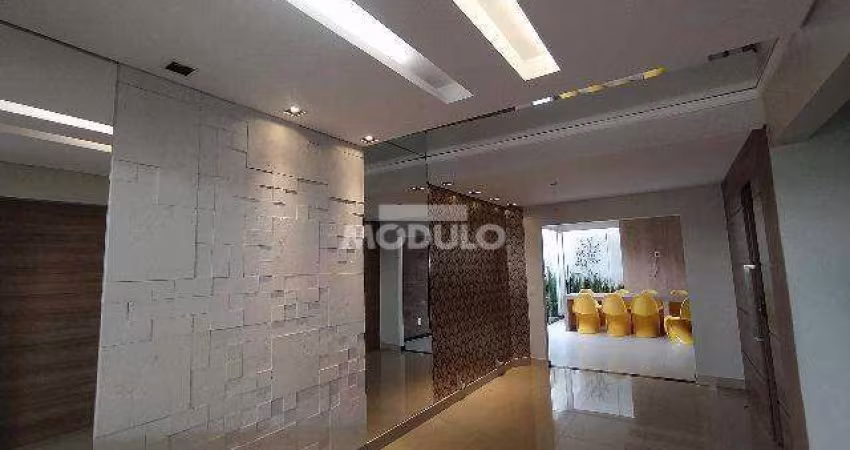 Casa residencial para locação Bairro Jardim Karaiba