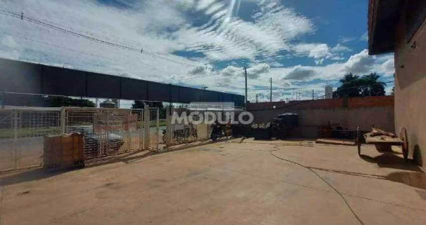 Galpão comercial para locação Bairro Distrito industrial