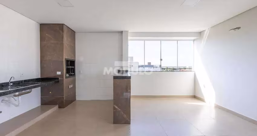 Cobertura com 3 quartos à venda na Rua Dinarte José Pereira, --, Novo Mundo, Uberlândia