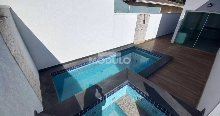 Casa residencial em condomínio para locação Bairro Jardim Inconfidência com 3 quartos