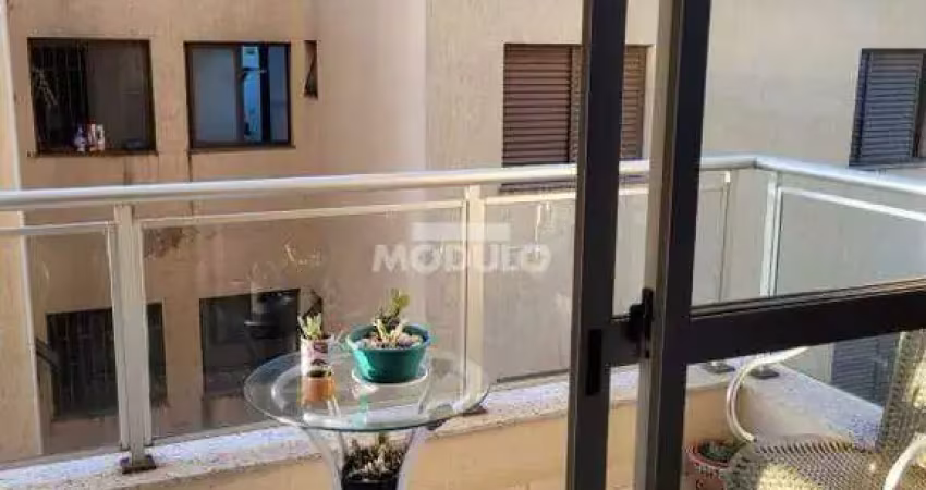 Apartamento com 3 quartos à venda na Rua Professor João Luiz, --, Santa Mônica, Uberlândia