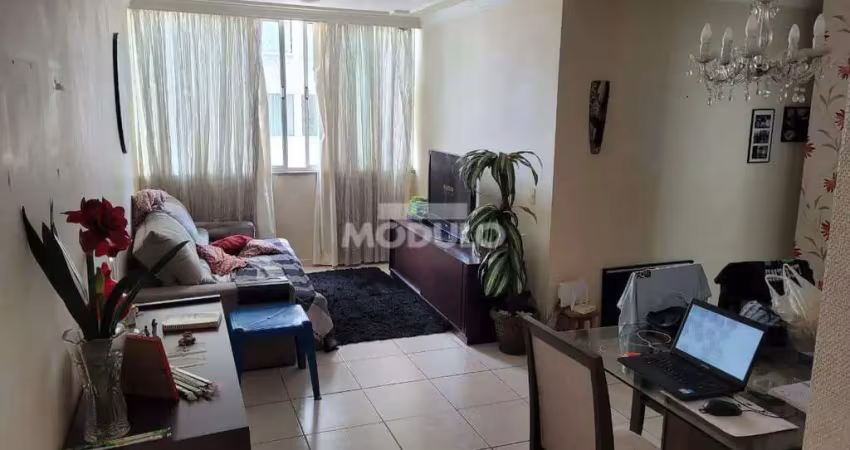 Apartamento com 3 quartos à venda na Rua Humaitá, --, Tubalina, Uberlândia