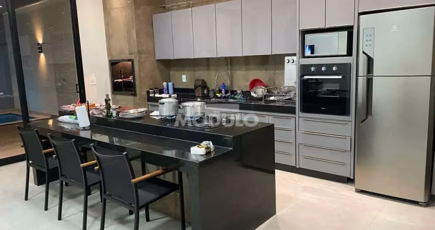 Casa Praça Alto Umuarama
