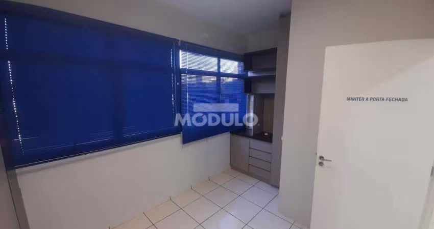 Sala comercial para locação, bairro Martins