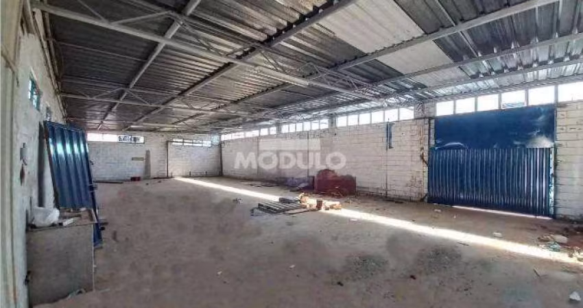 Barracão comercial para locação, bairro Marta Helena