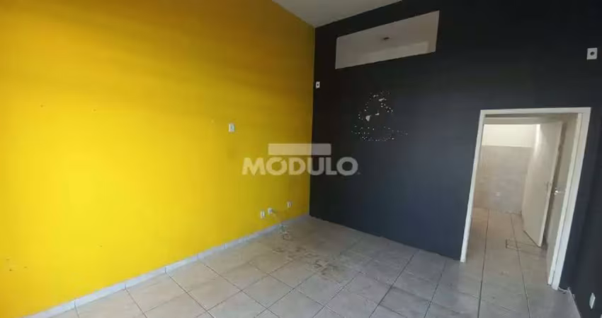 Ponto comercial para alugar na Avenida João Naves de Ávila, --, Centro, Uberlândia