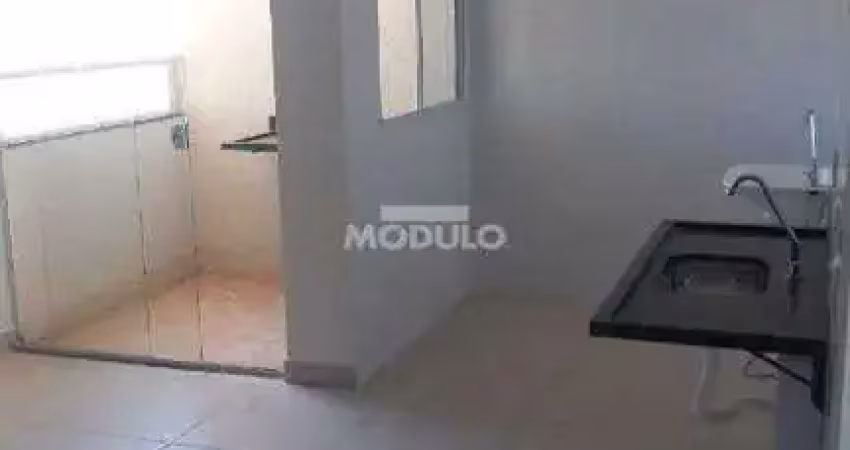 Apartamento à venda, 2 quartos, 1 suíte, 1 vaga, novo mundo - uberlândia/mg