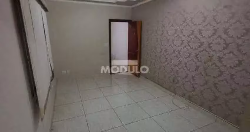 Casa residencial à venda, 3 quartos, 1 suíte, 3 vagas, jardim patricia - uberlândia/mg