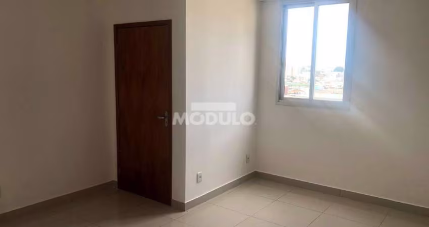 Sala comercial para locação no Osvaldo Rezende