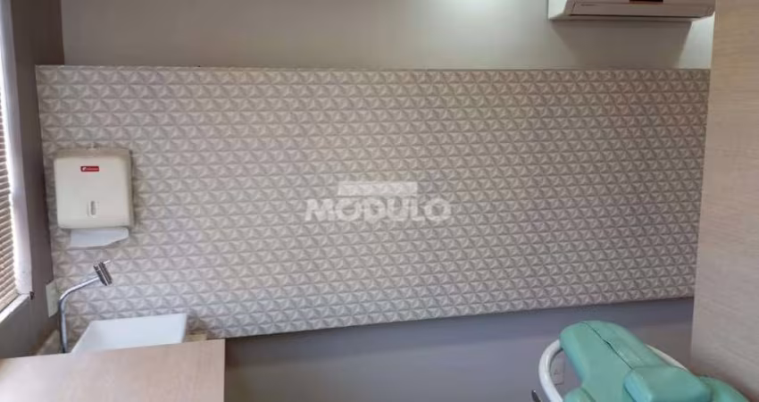 Sala Comercial para locação, bairro Daniel Fonseca