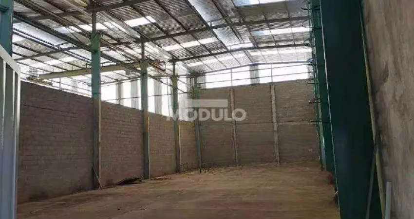 Barracão / Galpão / Depósito para alugar na Rua Tunísia, --, Tibery, Uberlândia