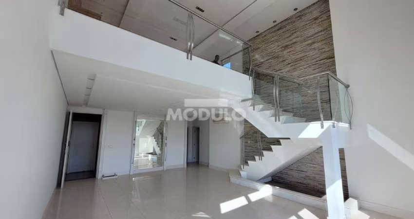 COBERTURA DUPLEX à venda, 3 quartos, 3 suítes, 4 vagas, FUNDINHO - Uberlândia/MG