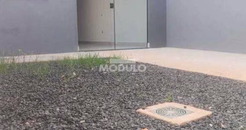 CASA RESIDENCIAL à venda, 2 quartos, 1 suíte, 2 vagas, JARDIM CANAA - Uberlândia/MG