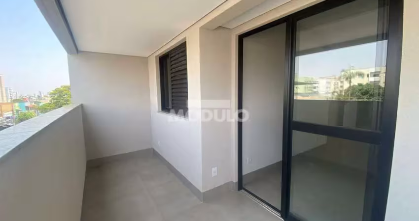Apartamento com fino acabamento santa monica com 3 quartos , suite, ampla sacada e elevador