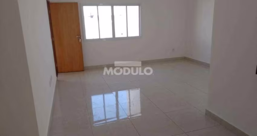 APARTAMENTO à venda, 2 quartos, 1 suíte, 1 vaga, NOVO MUNDO - Uberlândia/MG