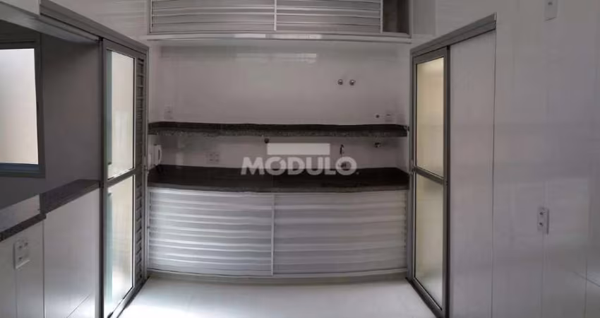 Casa Residencial para locação no Bairro Santa Mônica