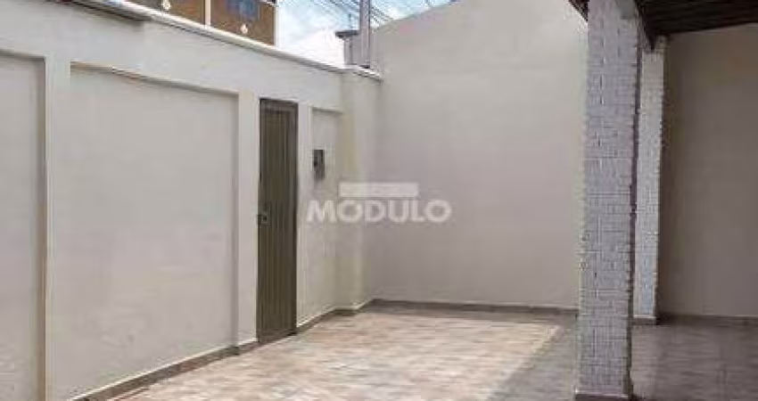 Casa residencial para locação, bairro Jardim Brasília