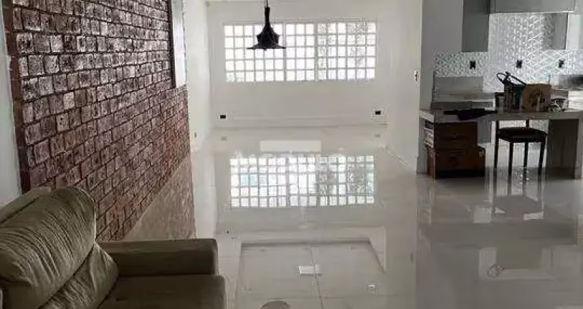 Excelente casa com fino acabamento vigilato pereira