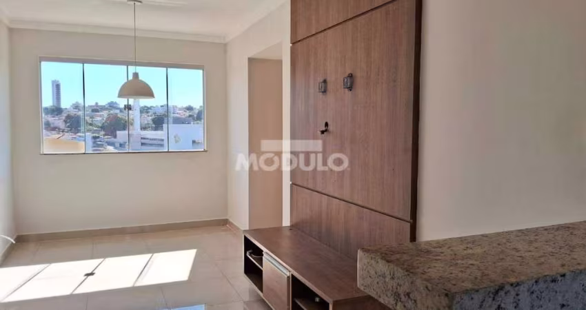 APARTAMENTO à venda, 2 quartos, 1 suíte, 1 vaga, Santa Mônica - Uberlândia/MG