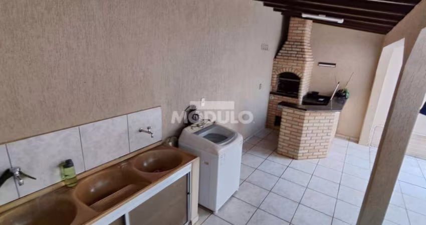 Excelente Casa com otimo Acabamento Jd Patricia