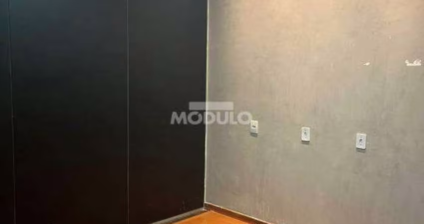 Loja comercial para locação, bairro Vigilato Pereira