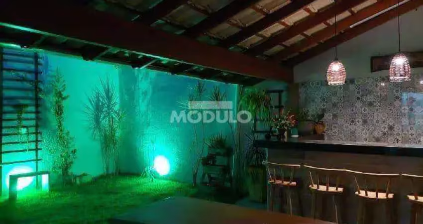 Excelente Casa com bom Acabamento no Martins