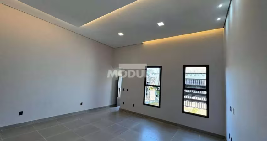 Casa com 3 quartos à venda na Rua Mário Quintana, --, Novo Mundo, Uberlândia