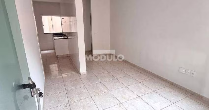 Apartamento residencial para locação Bairro Luizote de Freitas