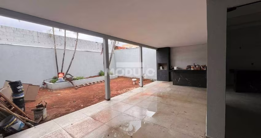 Excelente Casa com Fino Acabamento Jd Europa