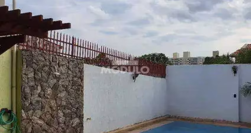 Excelente Casa com Area de lazer e Piscina Daniel Fonseca