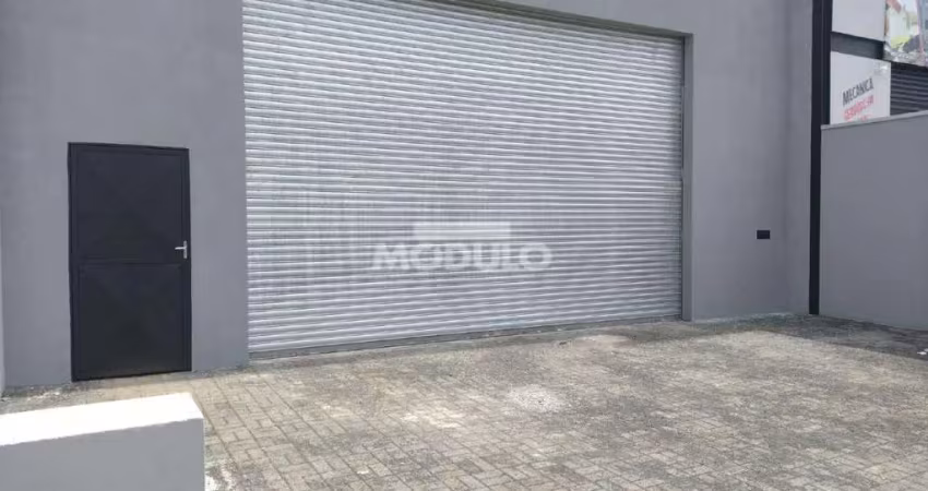 Galpão comercial para locação no bairro alto umuarama.