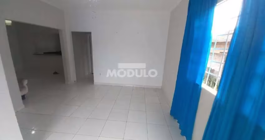 Casa residencial para locação bairro marta helena com 2 quartos