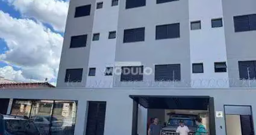 Apartamento com 2 quartos e suite no daniel fonseca