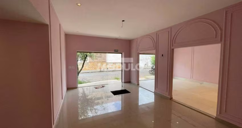 Loja comercial para locação, bairro Lidice