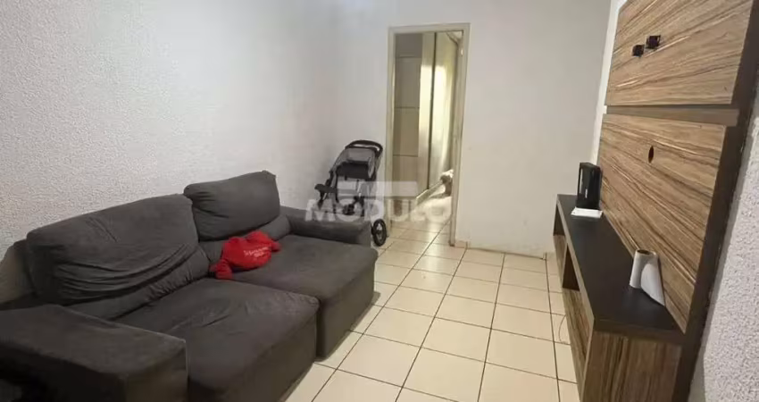 Casa de condomínio à venda, 3 quartos, 1 suíte, 1 vaga, aclimação - uberlândia/mg