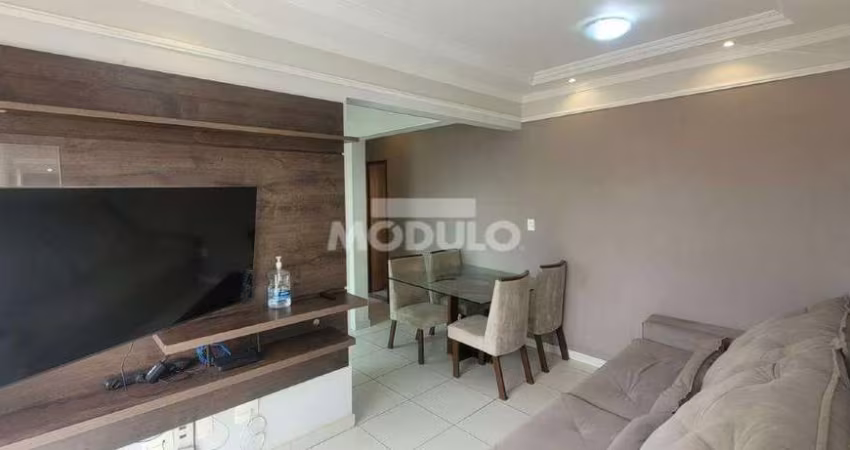 APARTAMENTO à venda, 3 quartos, 1 suíte, 2 vagas, Santa Mônica - Uberlândia/MG