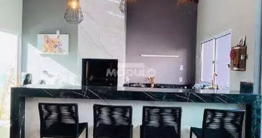 Casa residencial à venda, 3 quartos, 1 suíte, 3 vagas, umuarama - uberlândia/mg