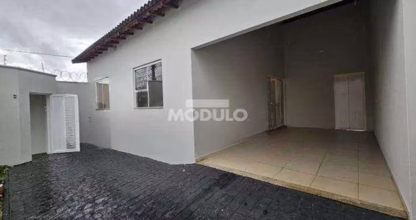 Casa residencial para locação bairro Tibery com 3 quartos