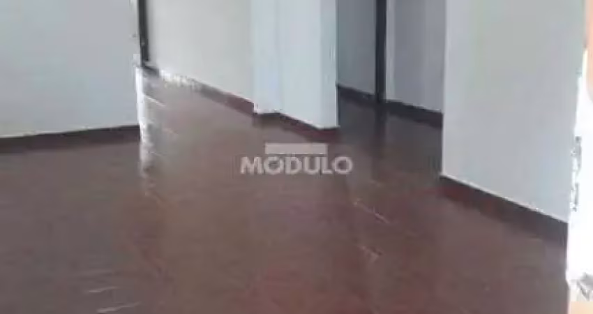 Casa residencial à venda, 3 quartos, 1 suíte, 2 vagas, tubalina - uberlândia/mg