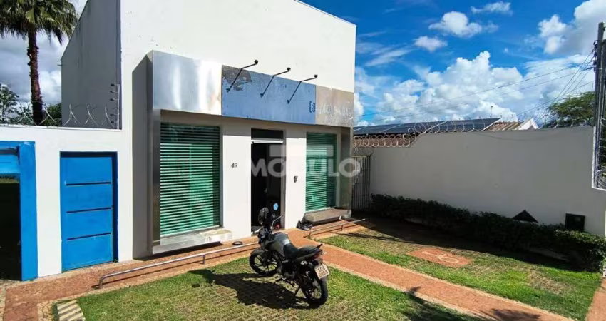 Loja comercial para locação bairro Osvaldo Rezende