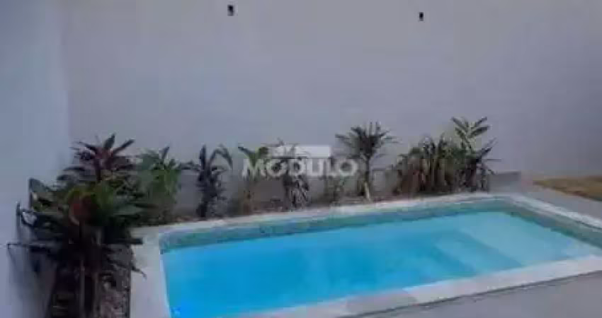 Casa residencial à venda, 3 quartos, 1 suíte, 2 vagas, grand ville - uberlândia/mg